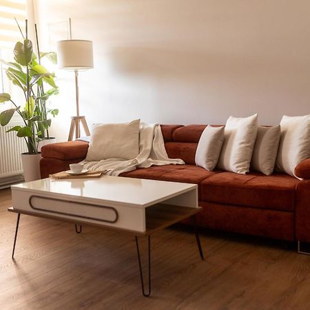 Bleyer Haus Central Apartment Oradea Εξωτερικό φωτογραφία